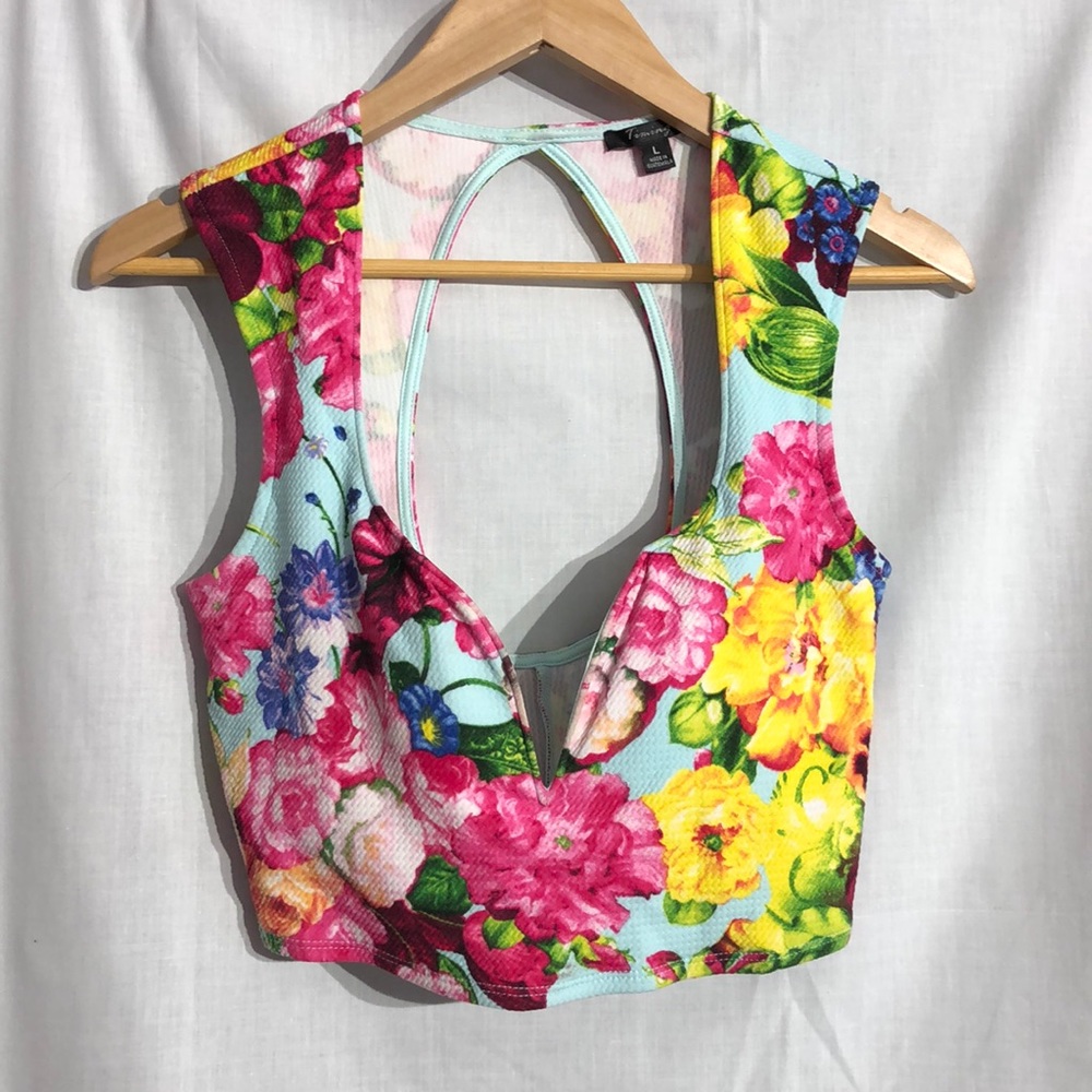 Deep V-neck Floral Crop Top